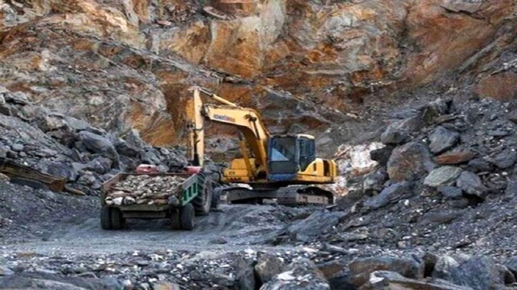 رئیس اتاق ایران : ۷۵ درصد تولید مواد معدنی کشور توسط بخش خصوصی انجام می‌شود